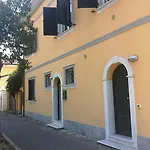 Mare E Monti